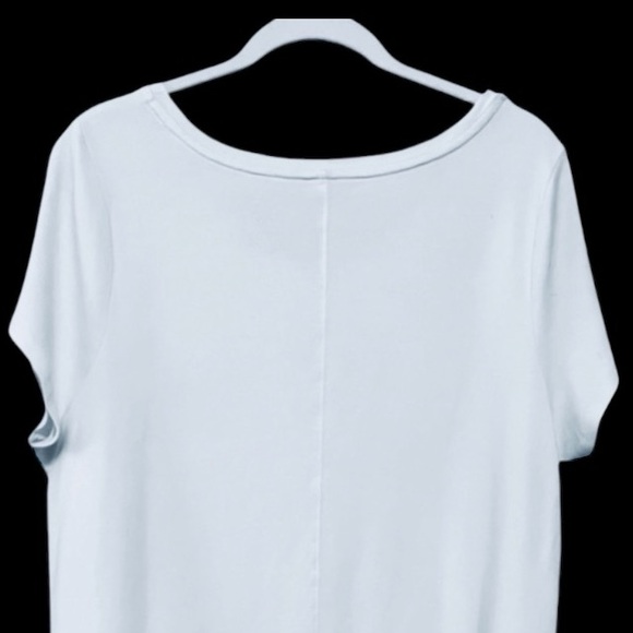 Isaac Mizrahi Live! Essentials Pima Cotton V-Neck Tunic. White. Size 2X - Picture 7 of 13